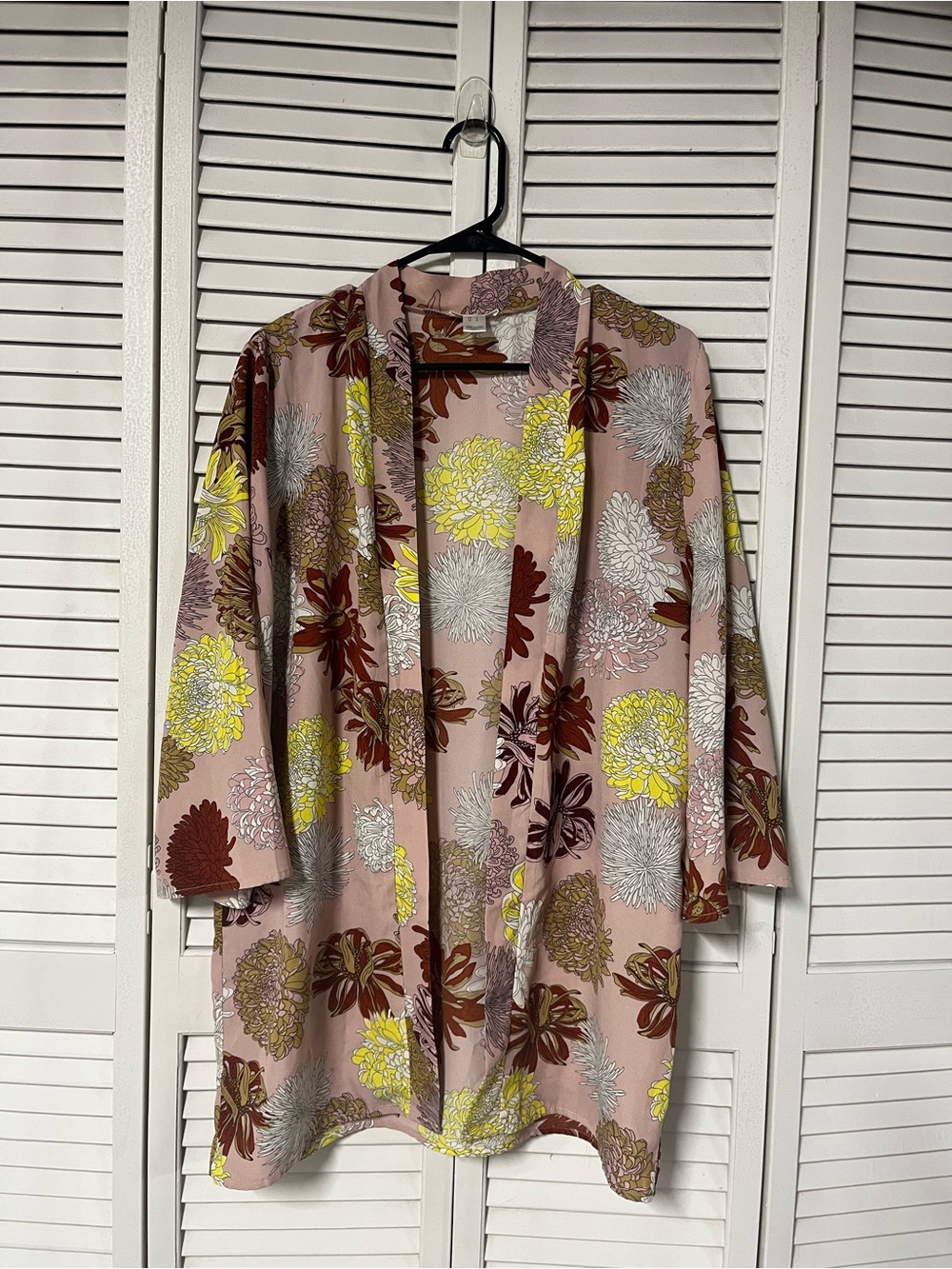 Floral Pink Mixed-Color Kimono Cardigan